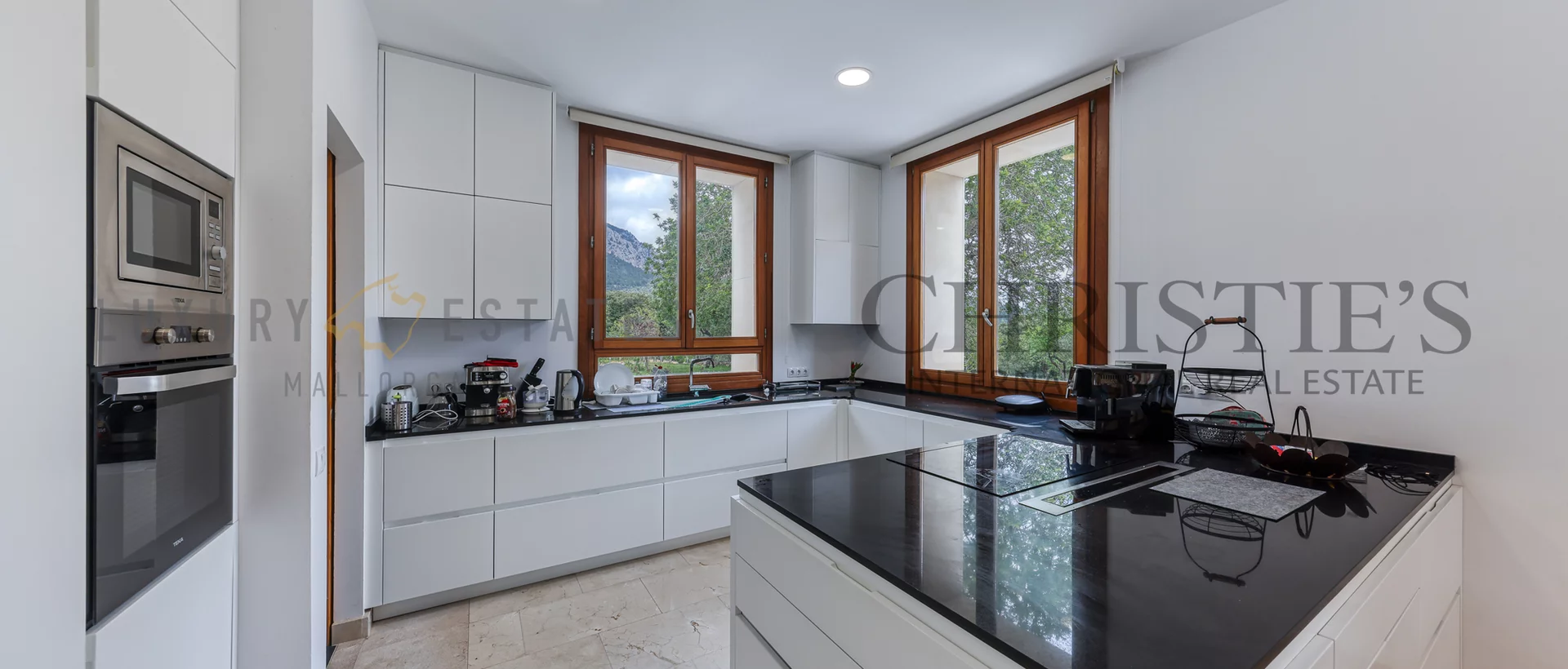 moderne finca in alaro mallorca 24