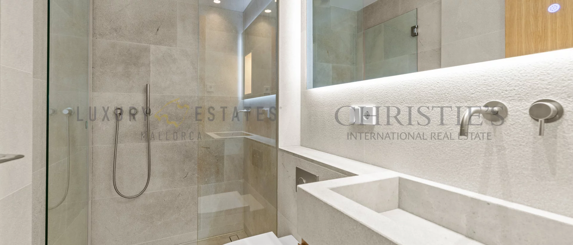 duplex penthouse in playa de palma mit dachterrasse und pool 8
