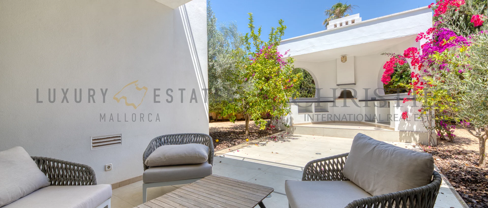 villa in badia blava mit traumhaftem blick in 1. meereslinie an der küste von llucmajor 21