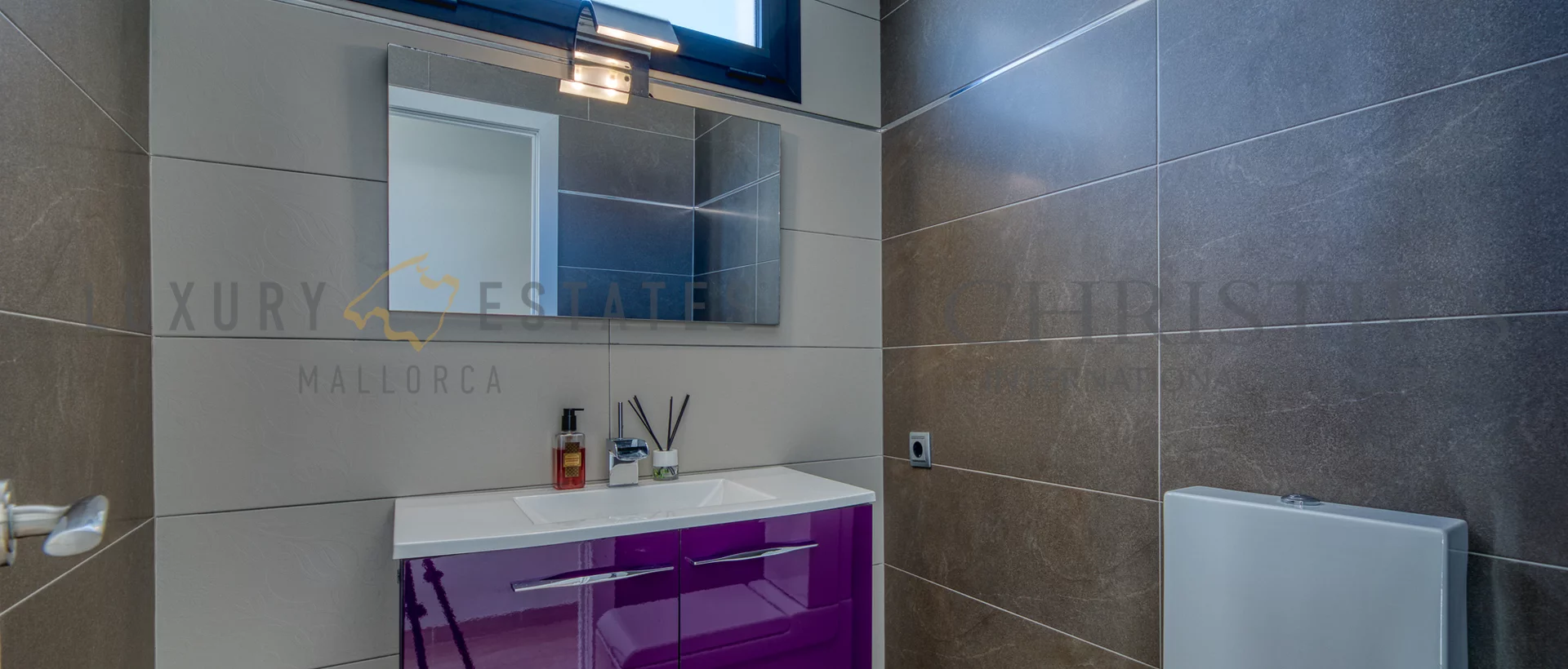 villa in badia blava mit traumhaftem blick in 1. meereslinie an der küste von llucmajor 11