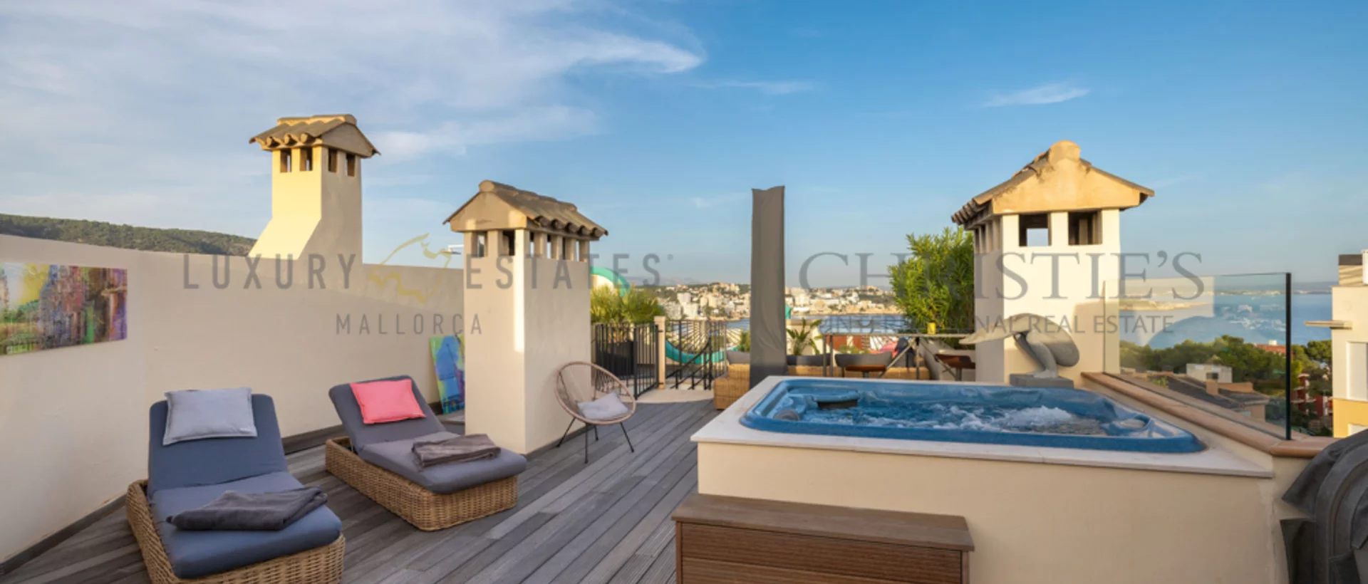 Ático renovado en bendinat con espectaculares vistas al mar 2