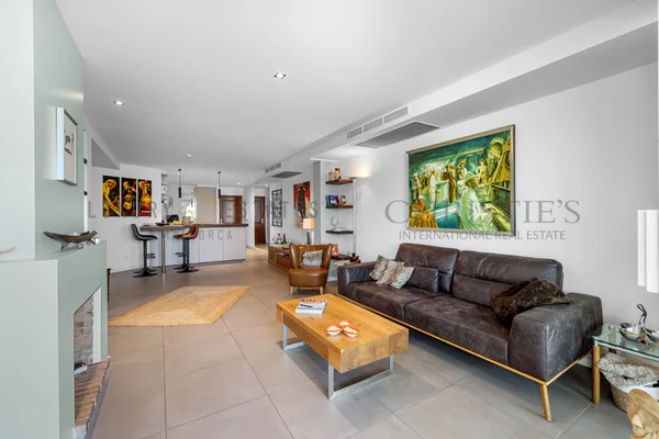 Ático renovado en bendinat con espectaculares vistas al mar 6