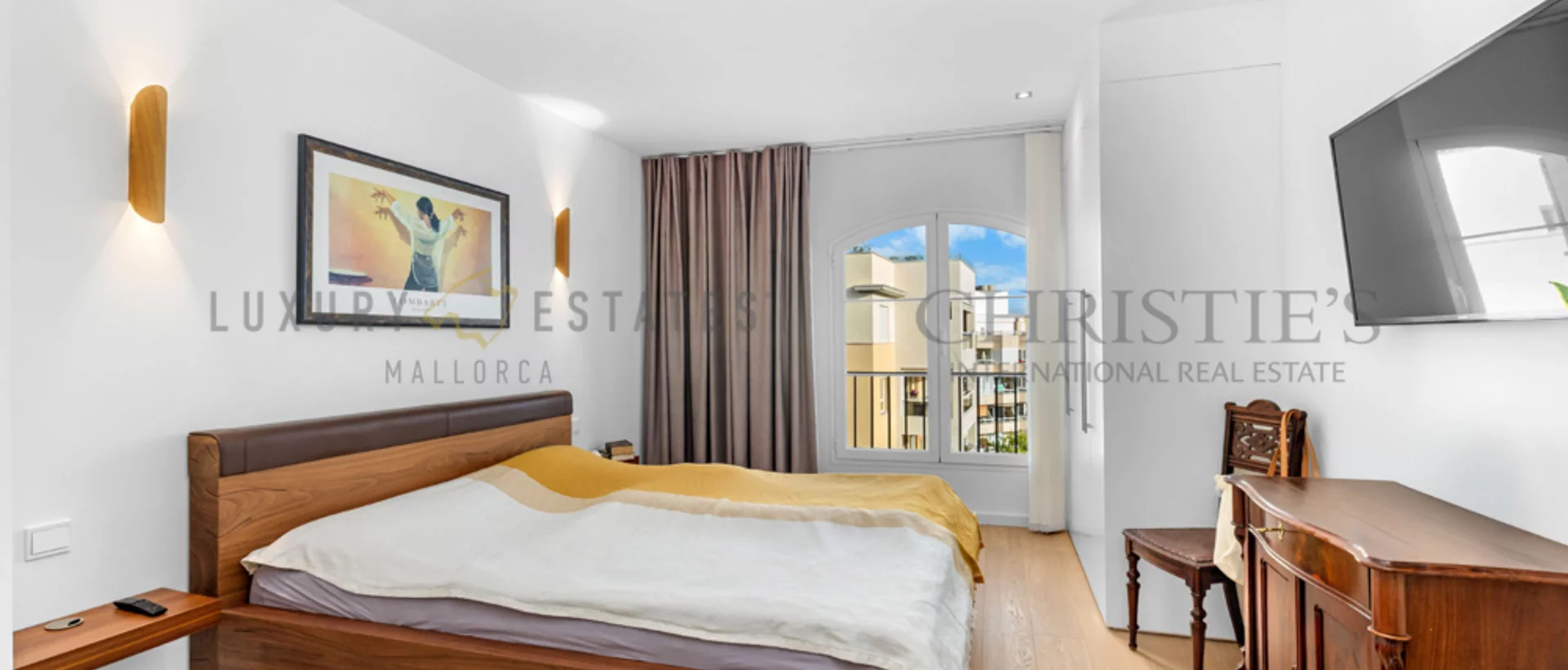 Ático renovado en bendinat con espectaculares vistas al mar 10