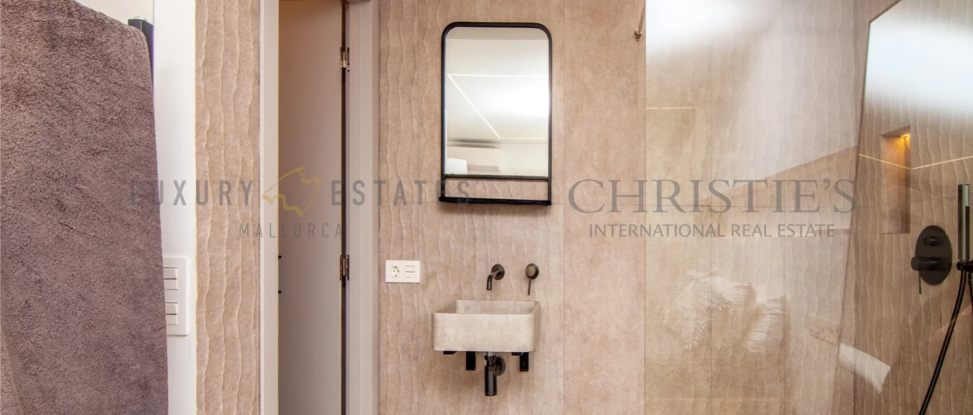 renoviertes reihenhaus in costa den blanes mit meerblick 12