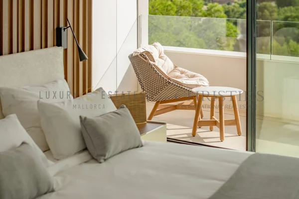 elegante villa de nueva construcción con piscina y zona de spa privada en costa de la calma 6