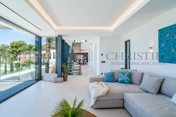 modern newly built villa camp de mar 6