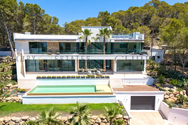modern newly built villa camp de mar 22