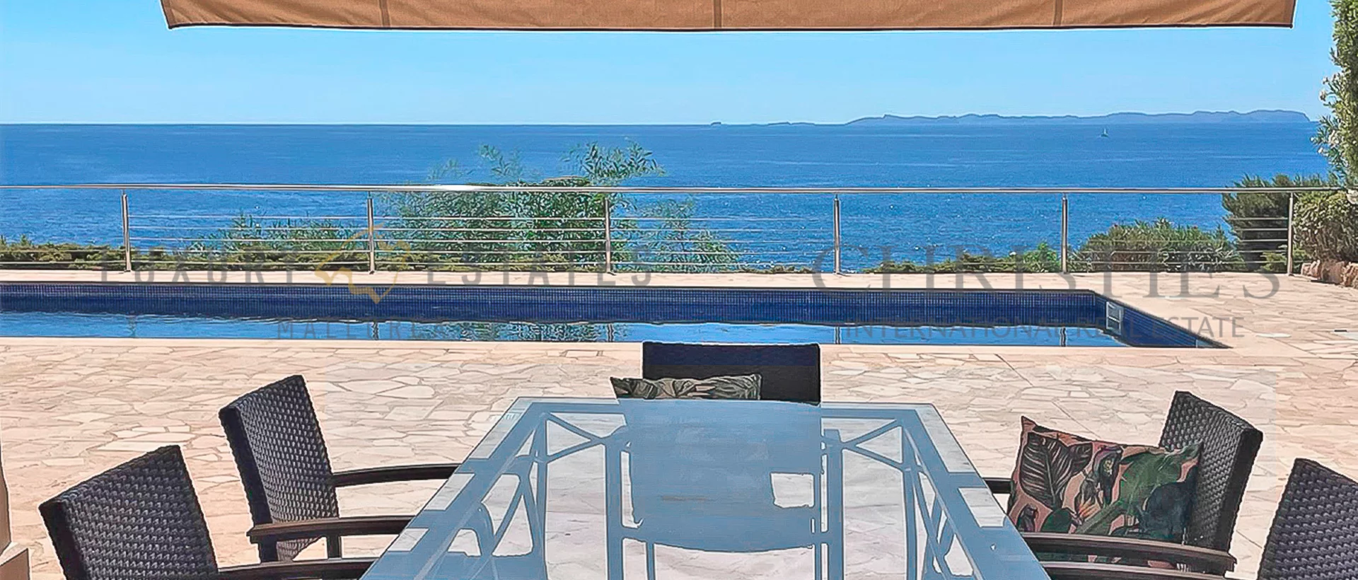 villa in erster meereslinie in cala pi 18