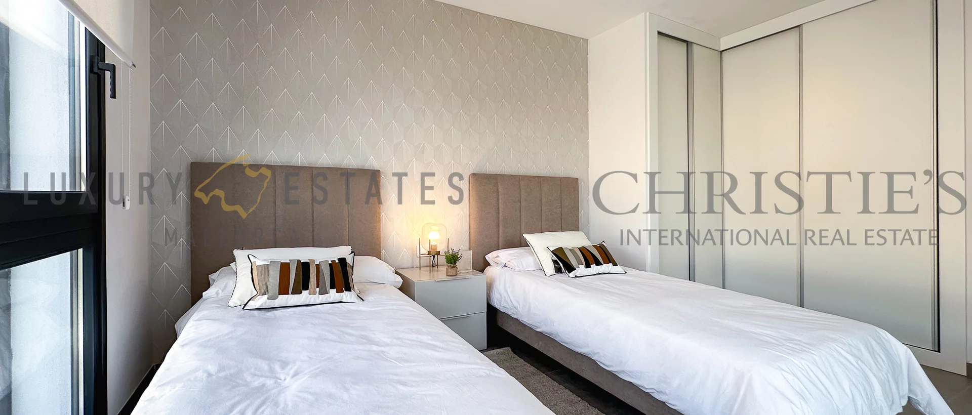 toewn house cala ratjada mallorca 8