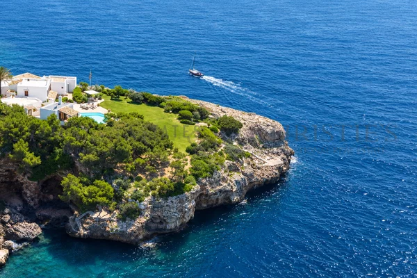 villa primera línea cala d´or