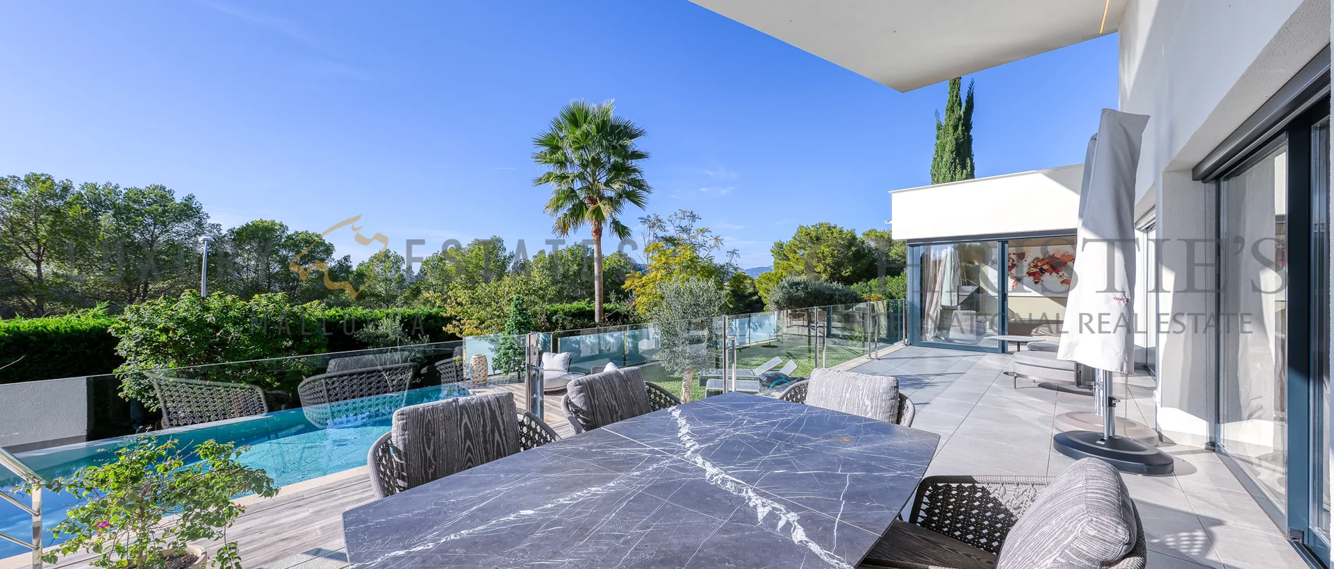 moderne villa in cala vinyas mit pool und garten 14