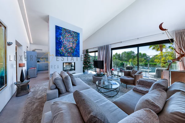 modern villa cala vinyas 10