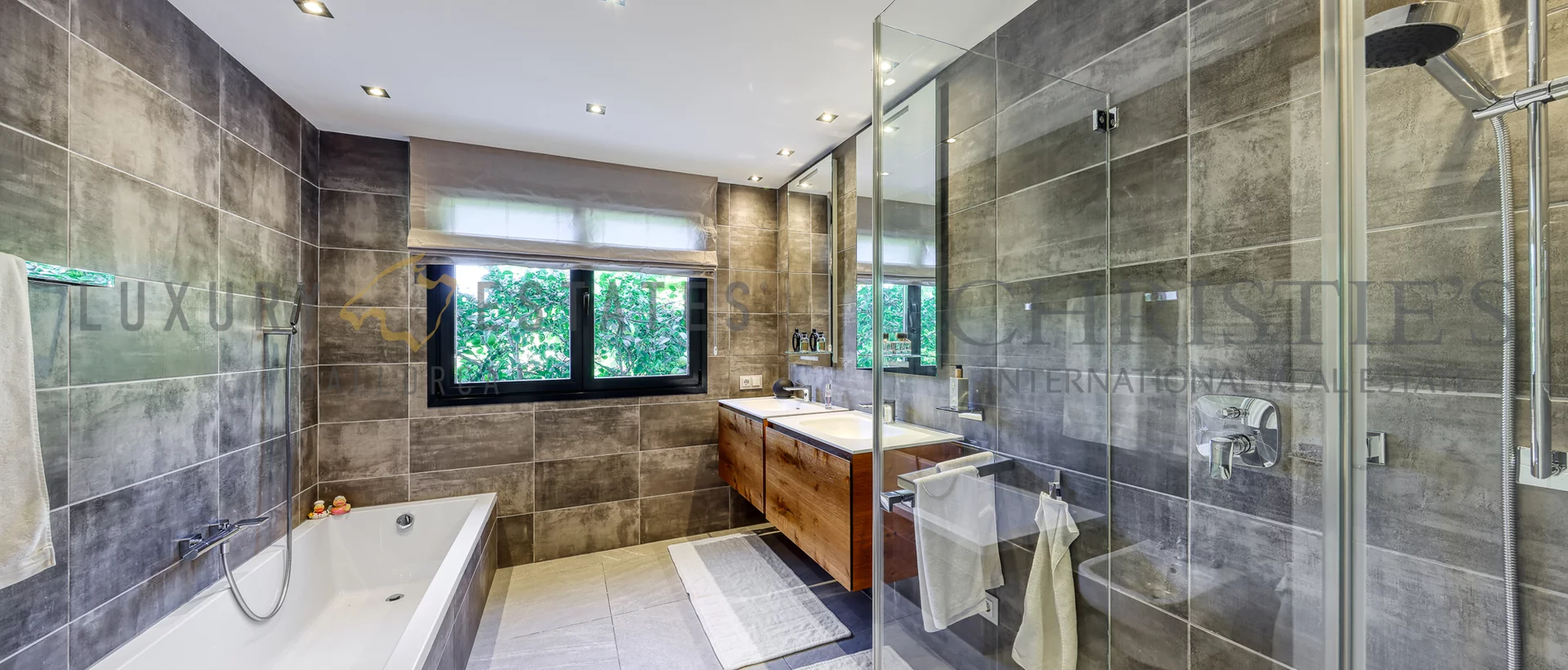 moderne villa in cala vinyas mit pool und garten 8