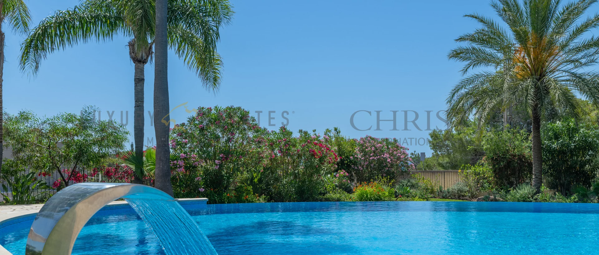 villa in cala vinyes mit pool und meerblick 19