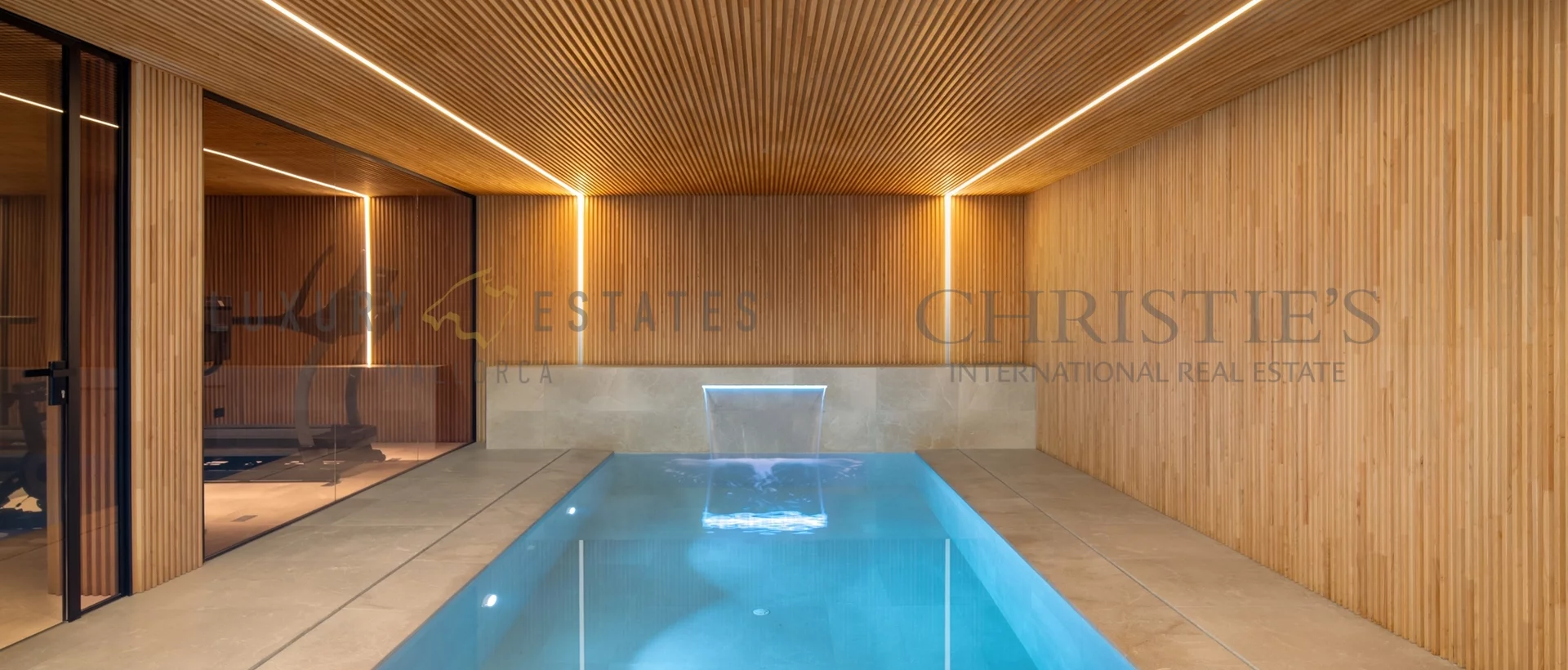 luxus neubau villa in el toro in erster meereslinie mit pool und garten 14