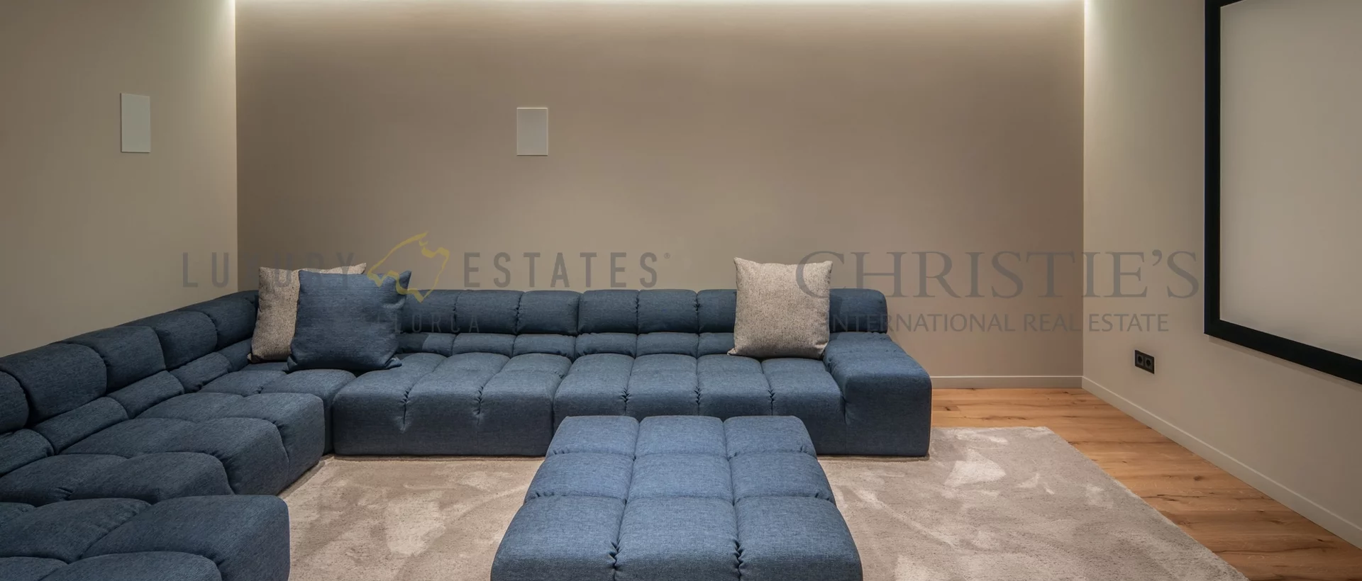 luxus neubau villa in el toro in erster meereslinie mit pool und garten 15