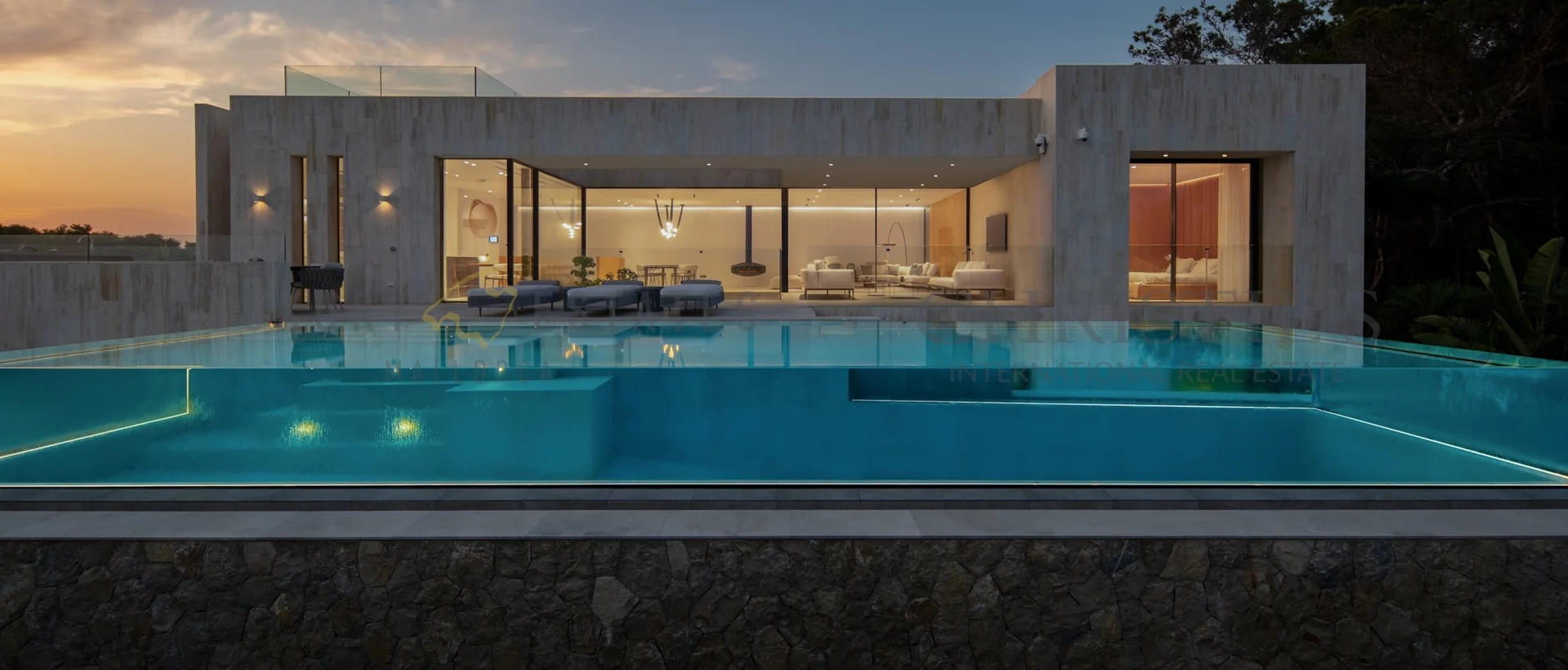 luxus neubau villa in el toro in erster meereslinie mit pool und garten 20