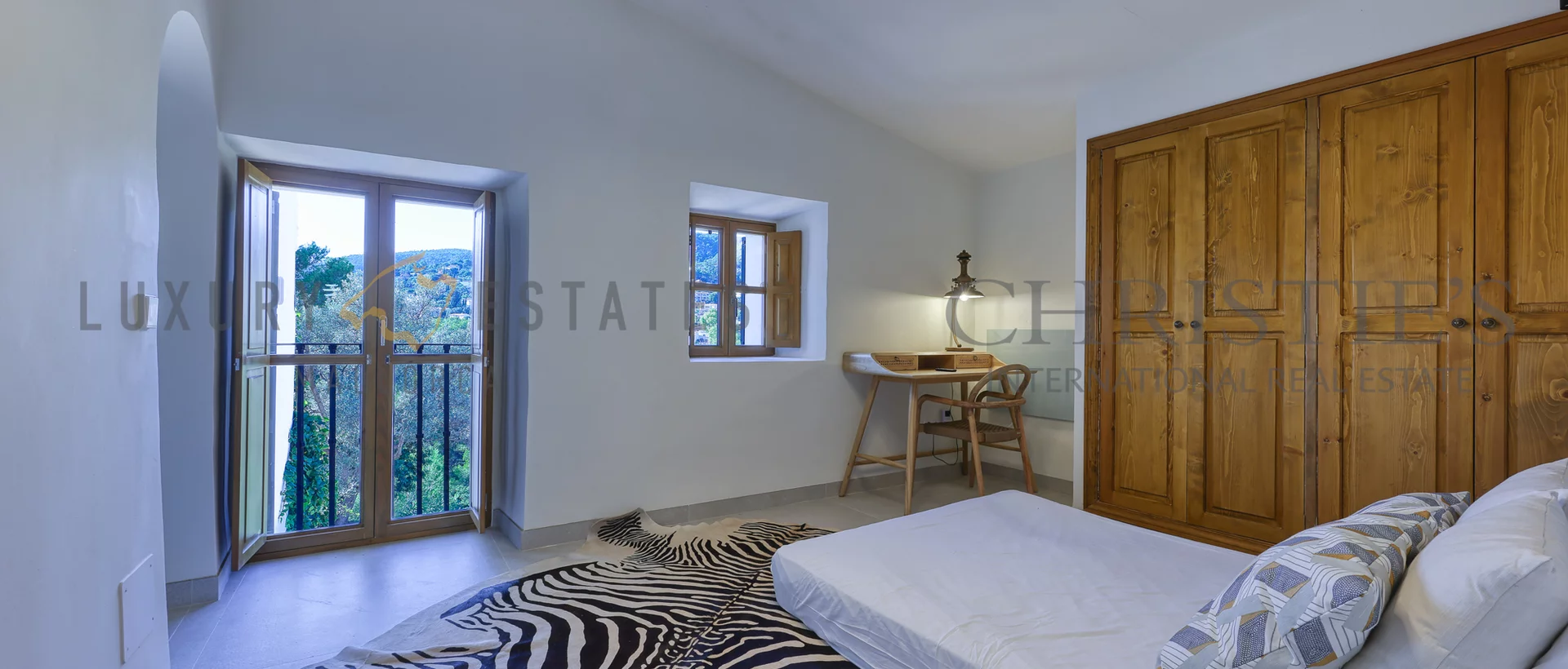 villa mediterránea completamente renovada en génova con vistas al mar 19