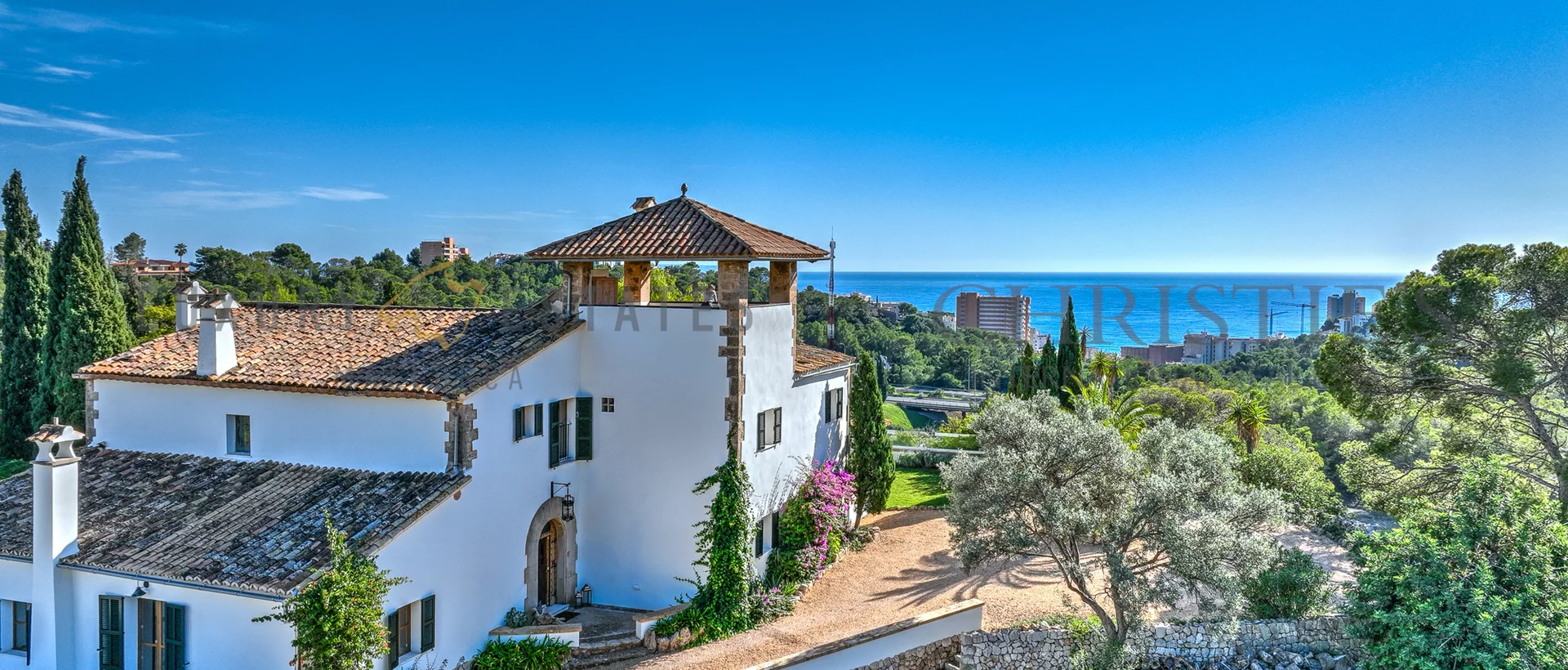 villa mediterránea completamente renovada en génova con vistas al mar 1