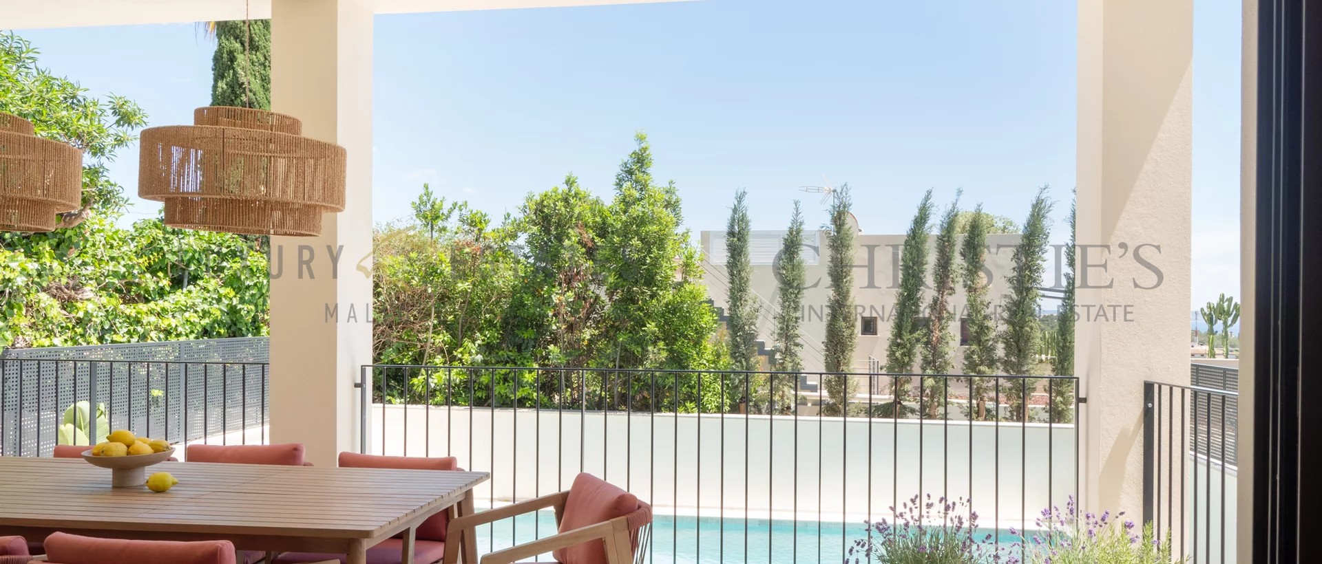 neubauvilla in genova mit meerblick und pool