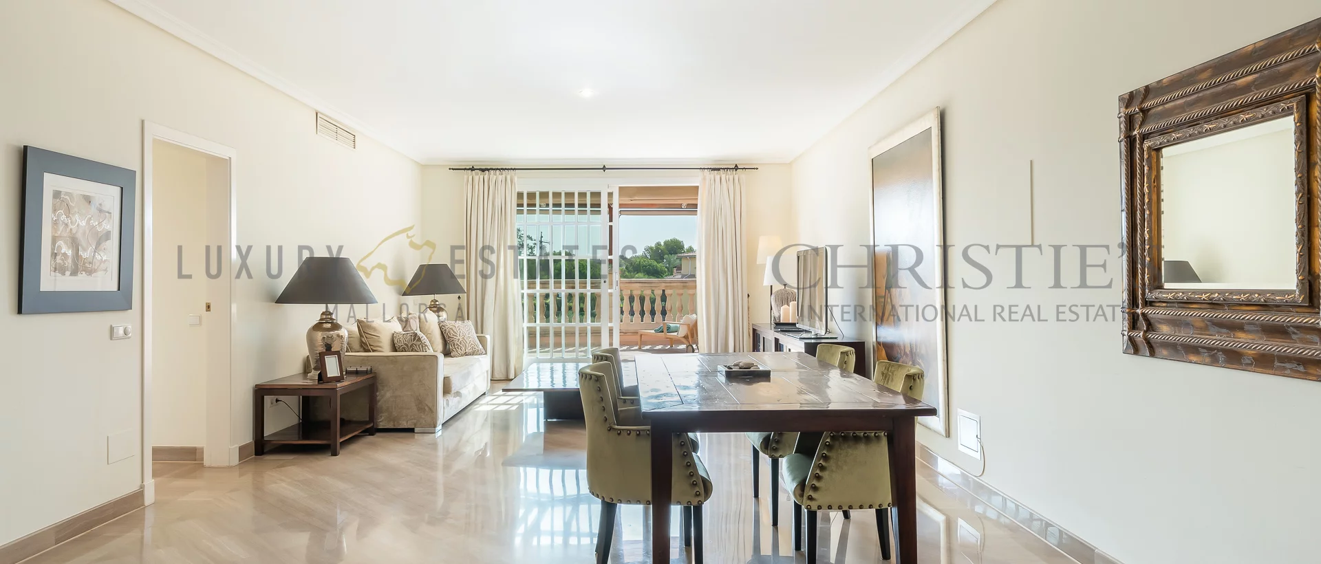 apartment mardavall 8