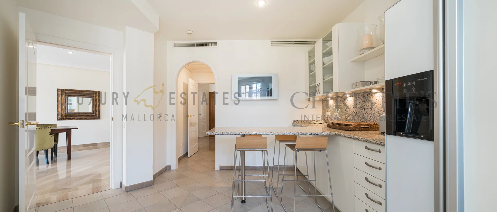 apartment mardavall 10