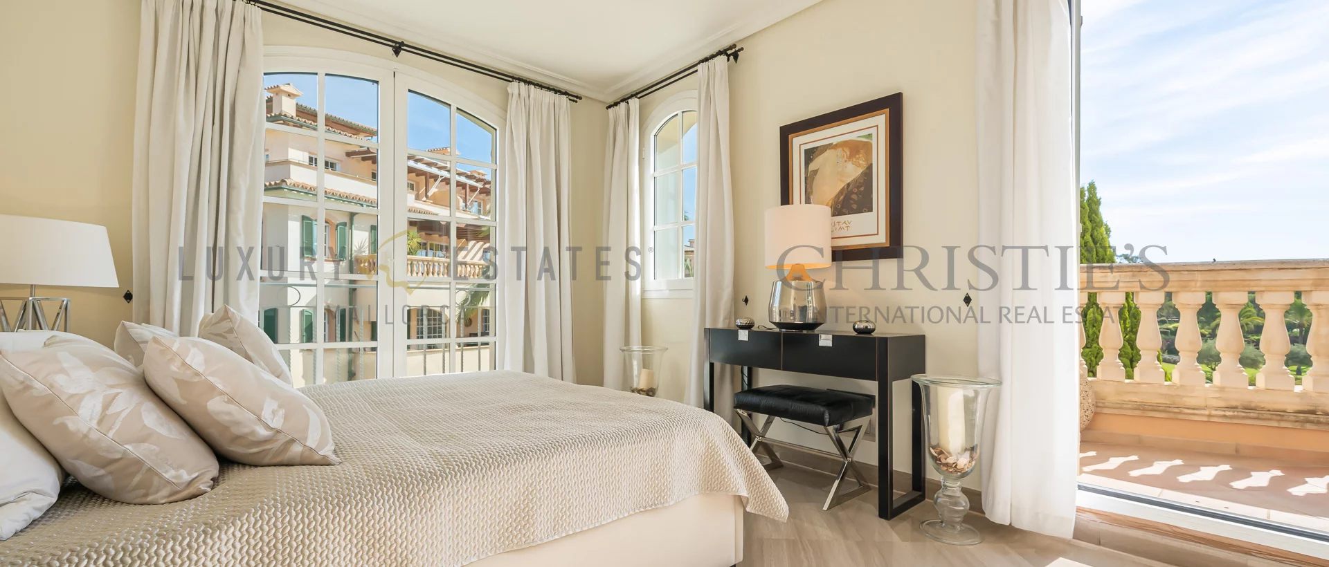 apartment mardavall 14