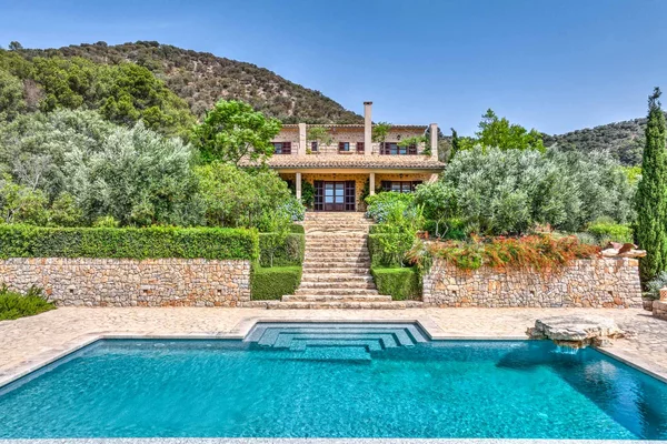 son macia finca garten pool 19