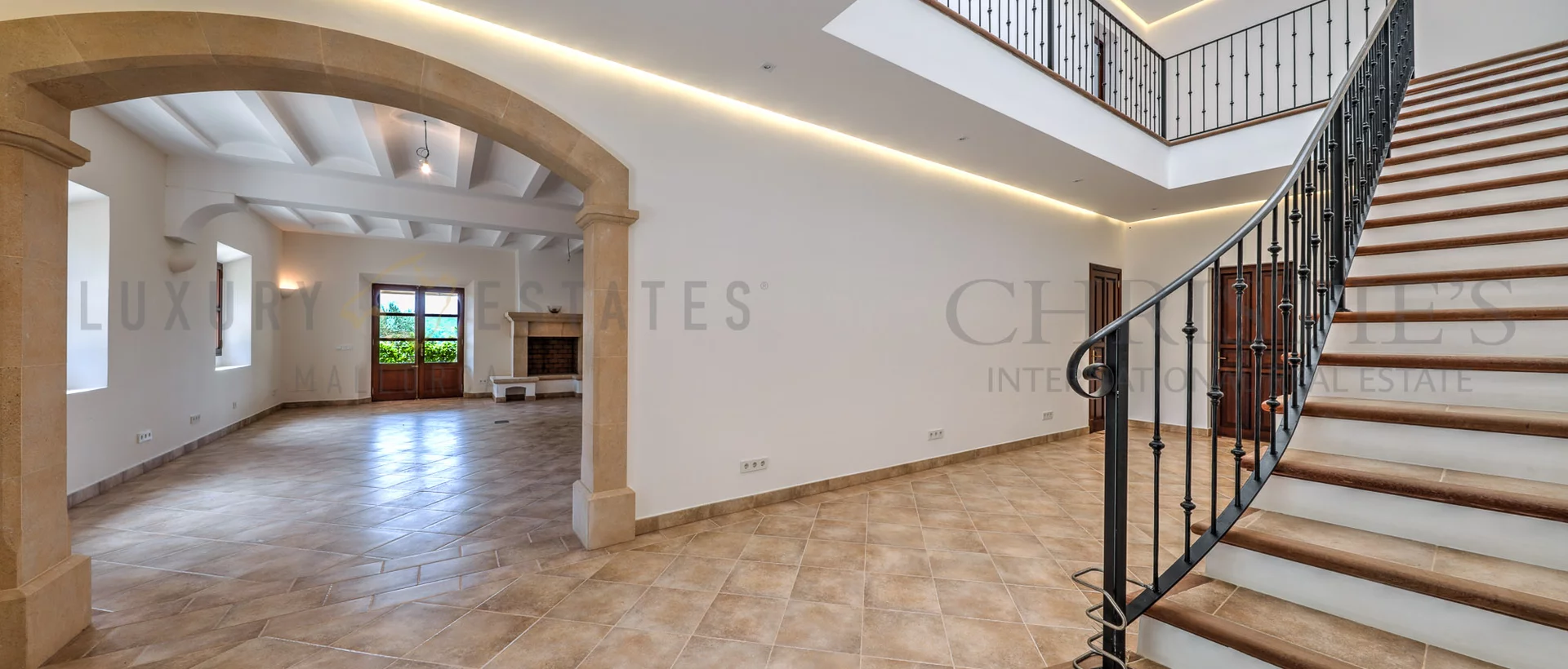 son macia finca eingangshalle