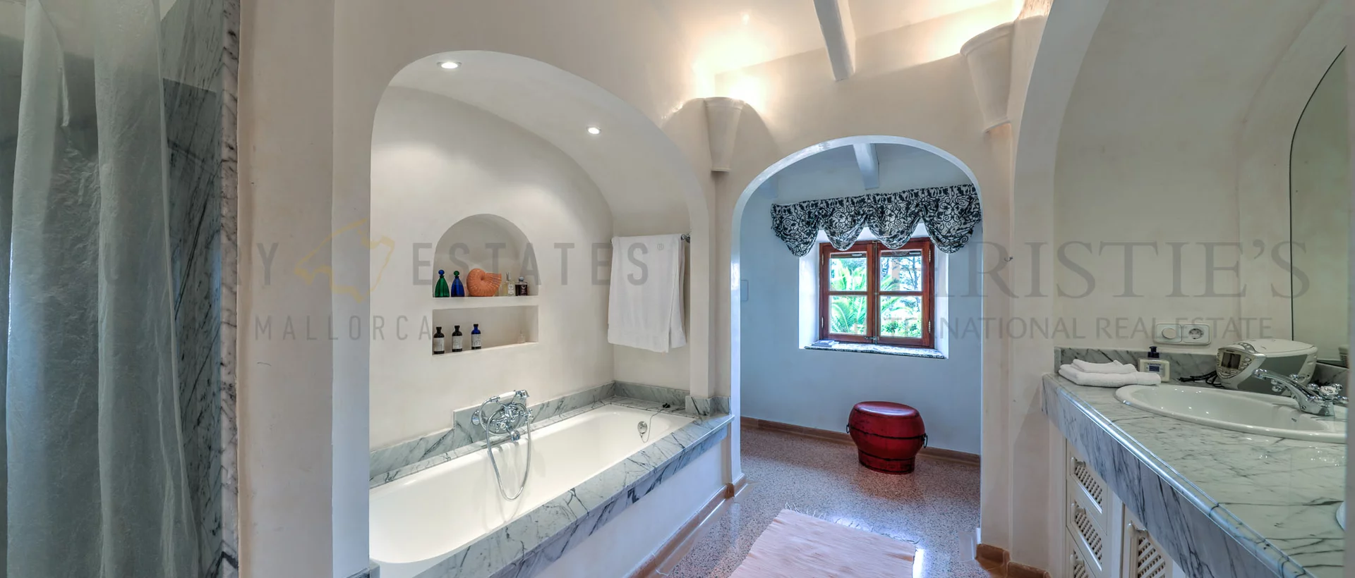 finca son macia badezimmer