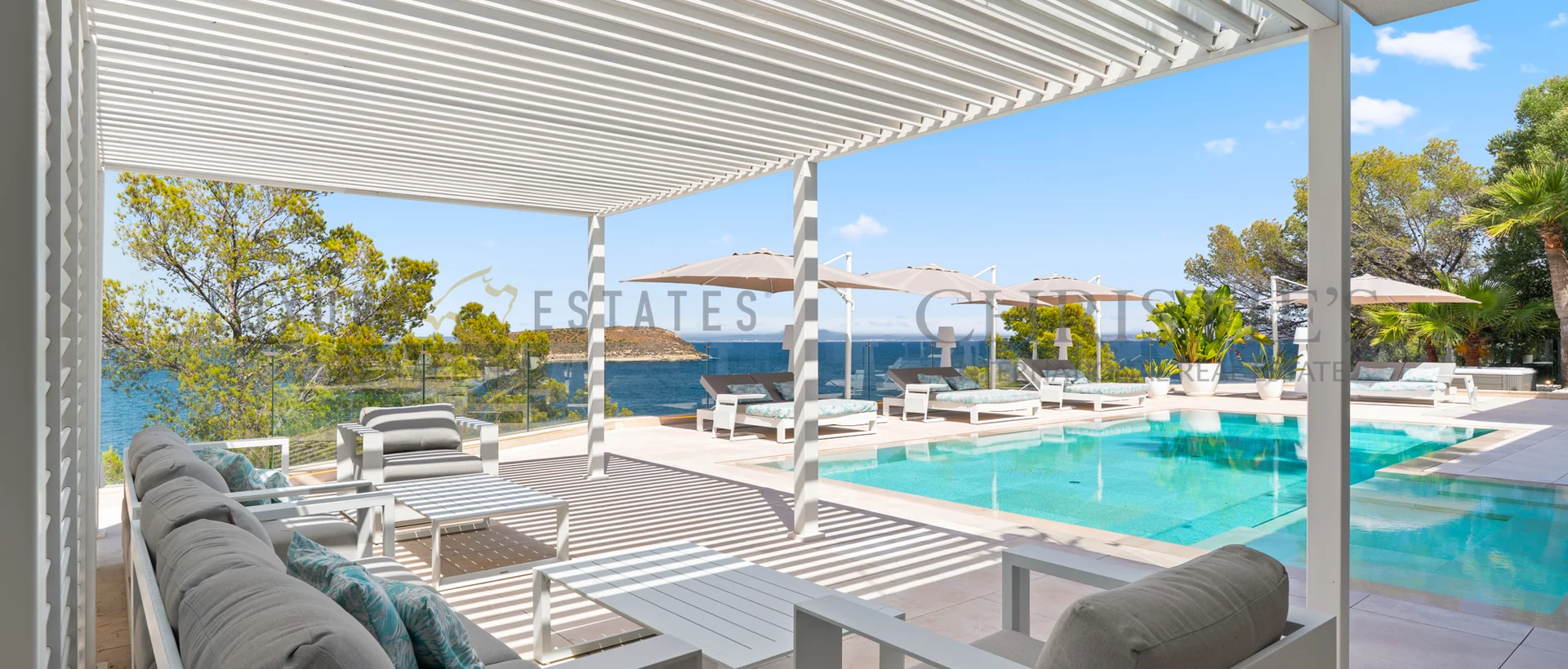 villa first sea line cala vinyas 3