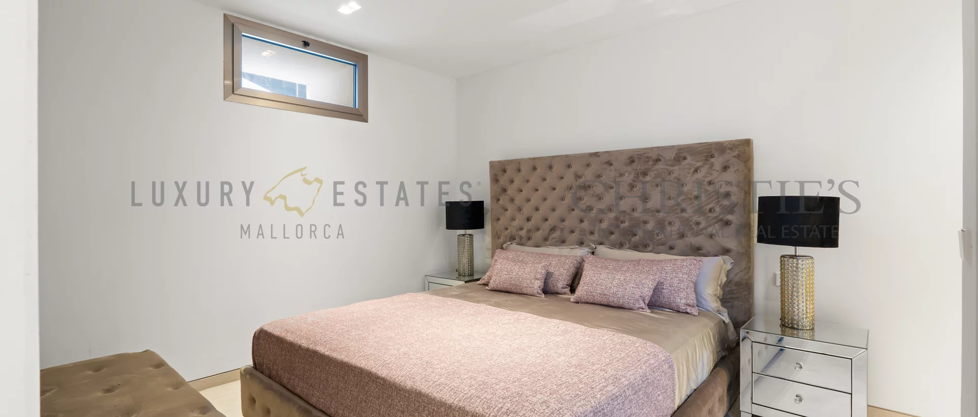villa first sea line cala vinyas 11