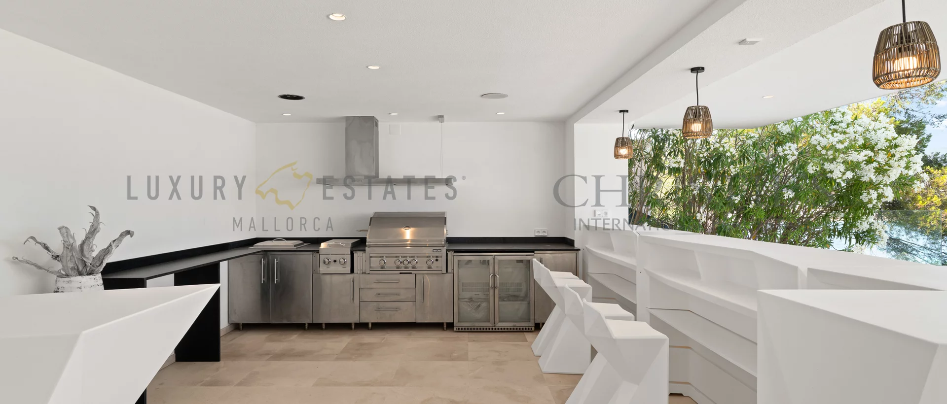 villa first sea line cala vinyas 13