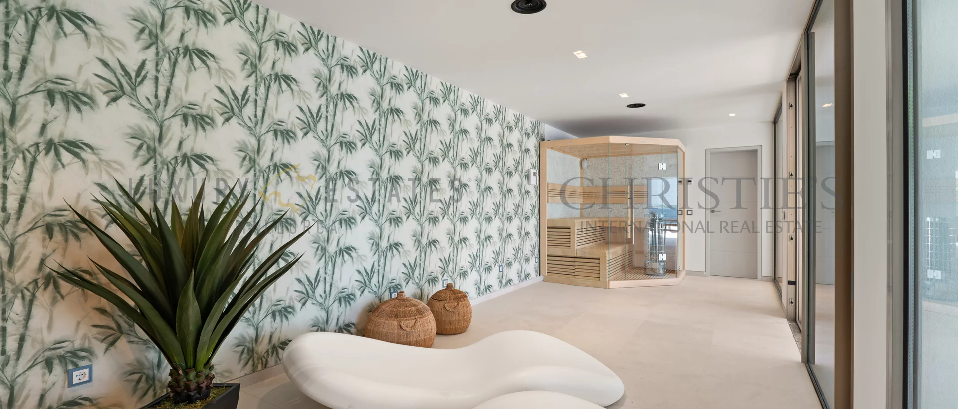 villa first sea line cala vinyas 16