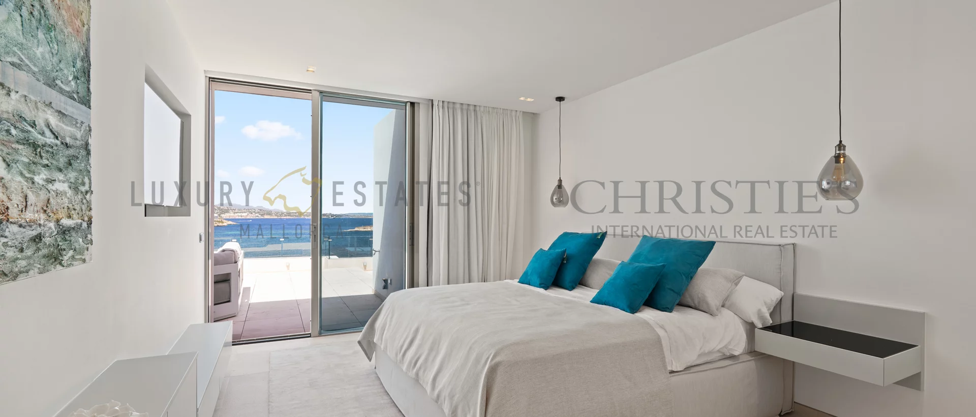 villa first sea line cala vinyas 19