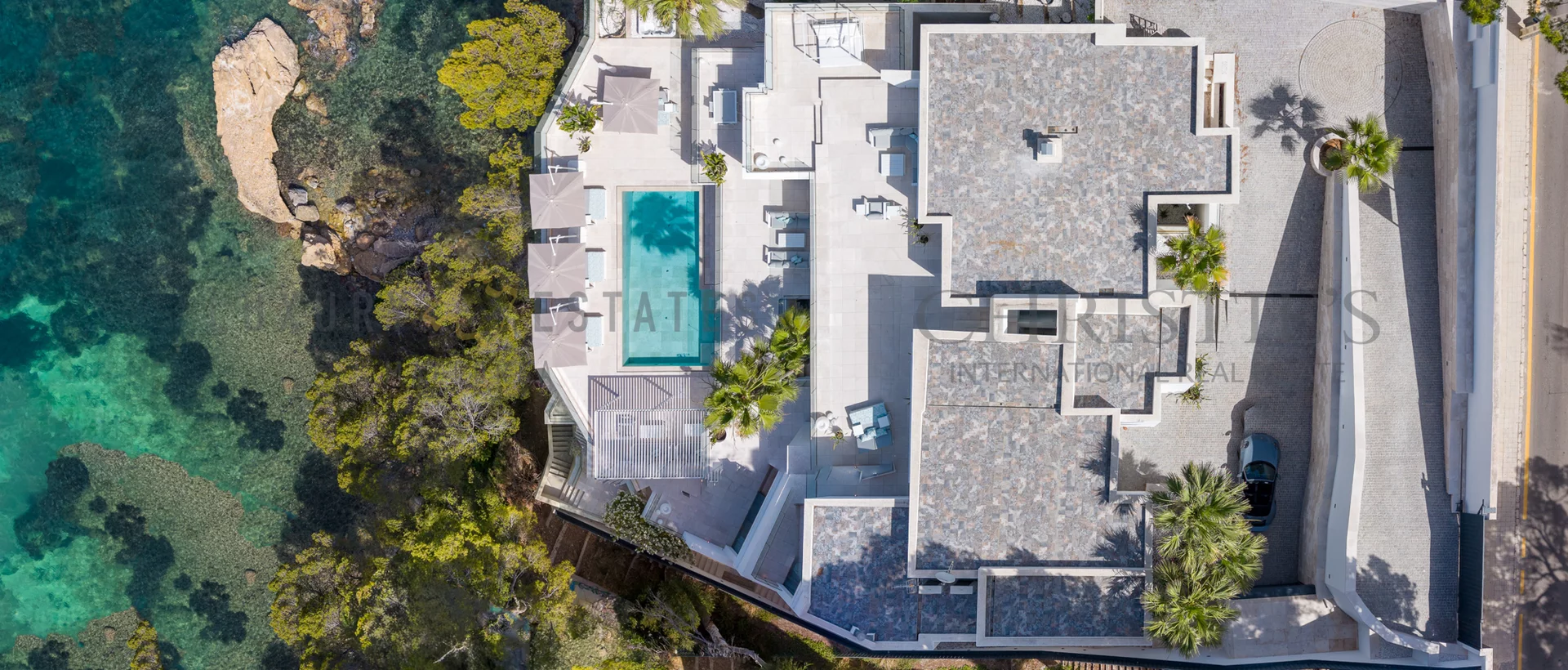 villa first sea line cala vinyas