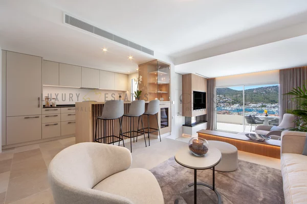 casa adosada totalmente renovada en puerto de andratx con vistas al puerto y piscina privada 5