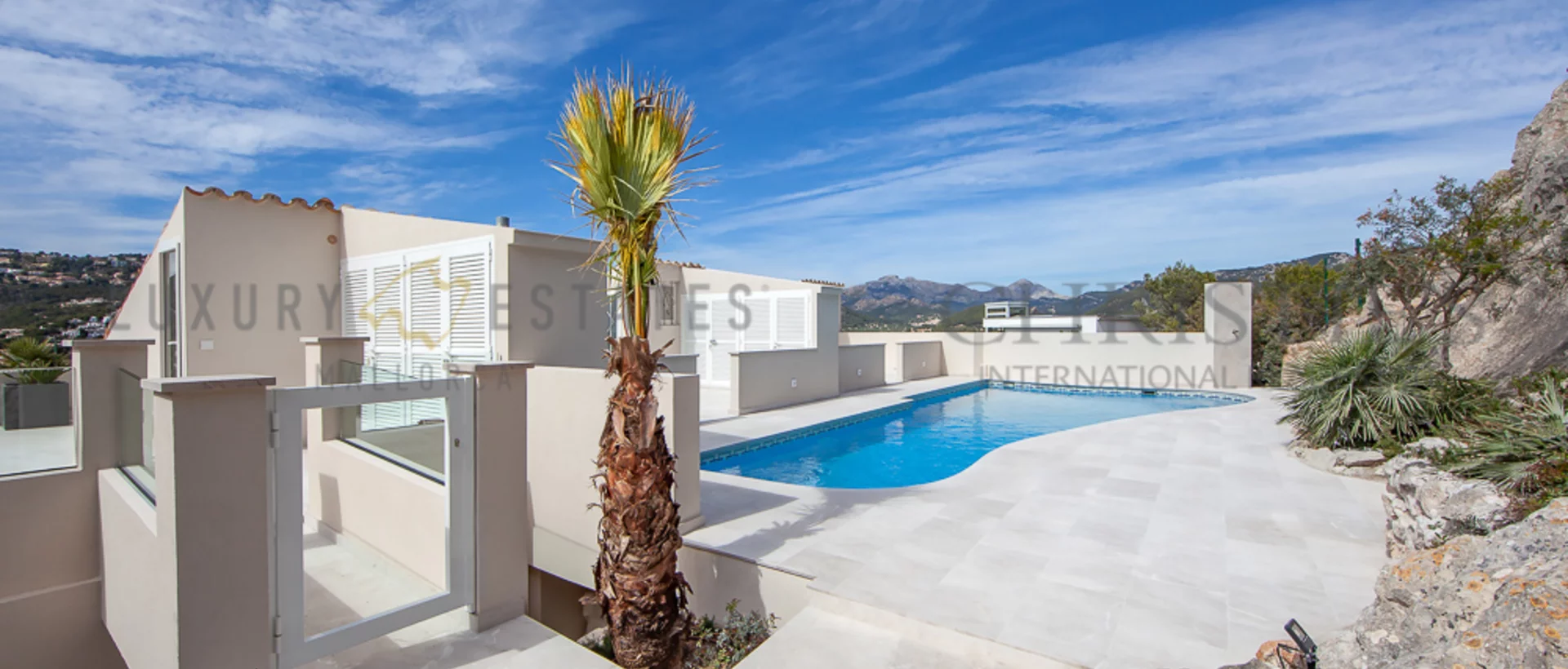 kernsaniertes reihenhaus in puerto de andratx mit hafenblick und privatpool 20