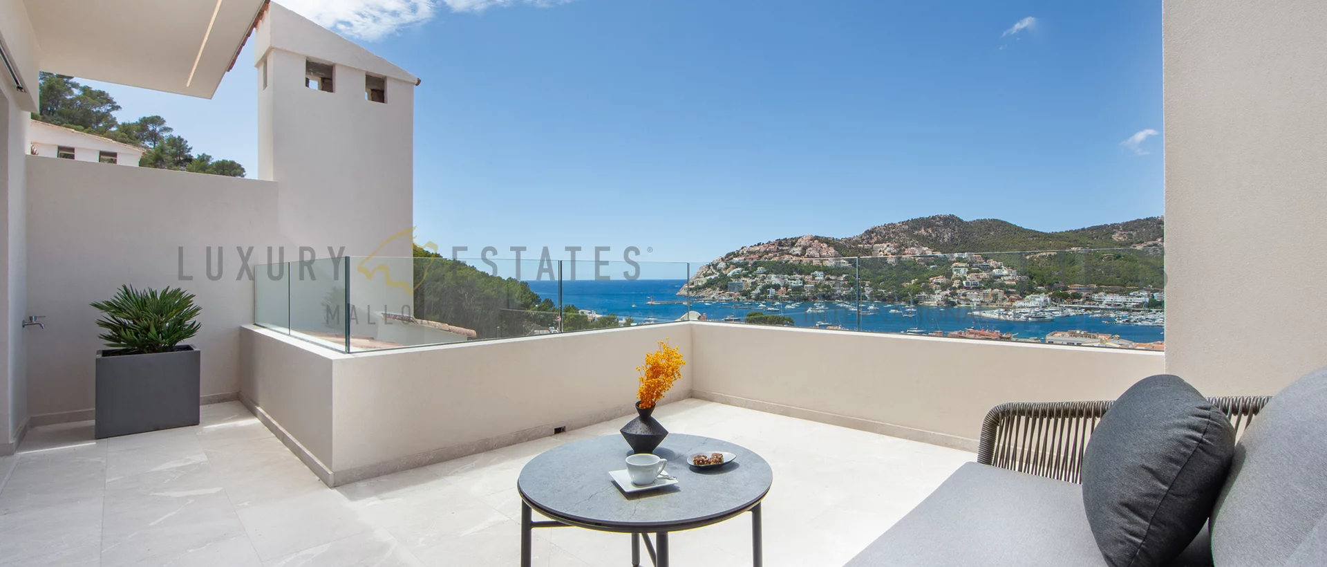 kernsaniertes reihenhaus in puerto de andratx mit hafenblick und privatpool 21