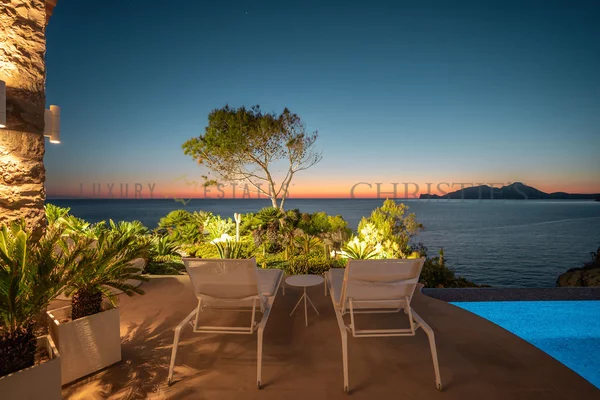villa mediterránea en port andratx con vistas panorámicas 33