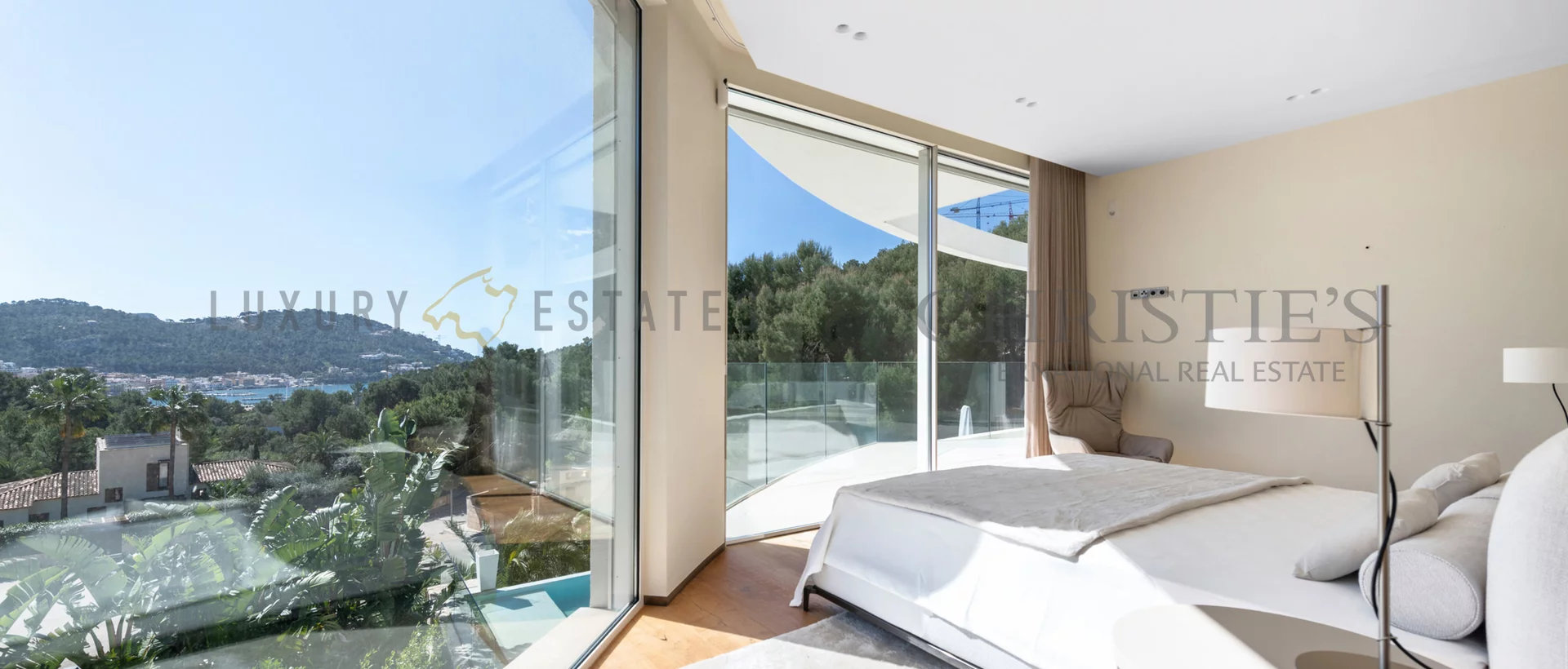 moderne villa i port andratx 14