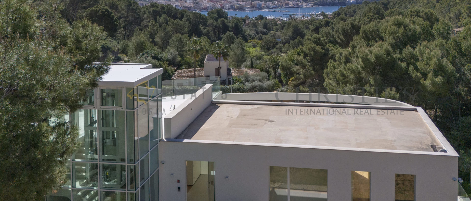 moderne villa i port andratx27