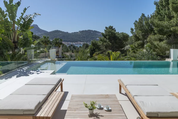 villa moderna en port andratx