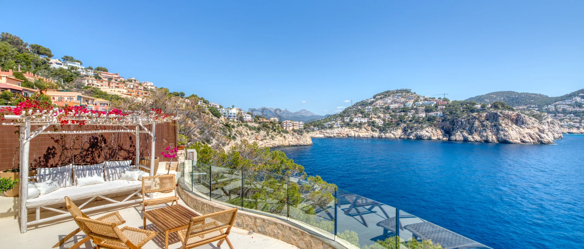renovated flat first sea line port andratx 17 renovated flat first sea line port andratx 17