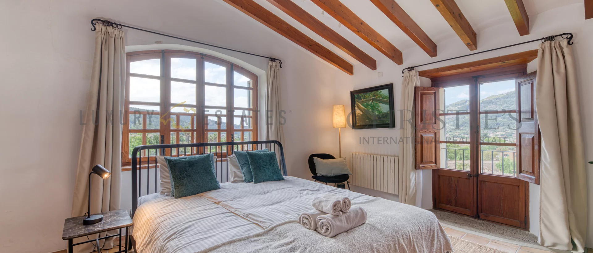 natural stone villa in soller 15