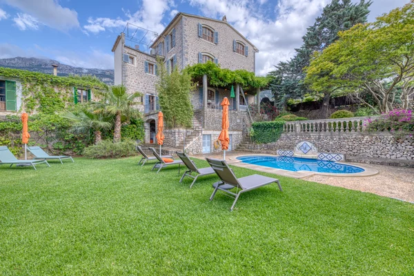 chalet de piedra natural en soller 2
