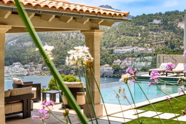 lujosa villa de nueva construcción en puerto de andratx con casa de invitados y vistas al puerto 1