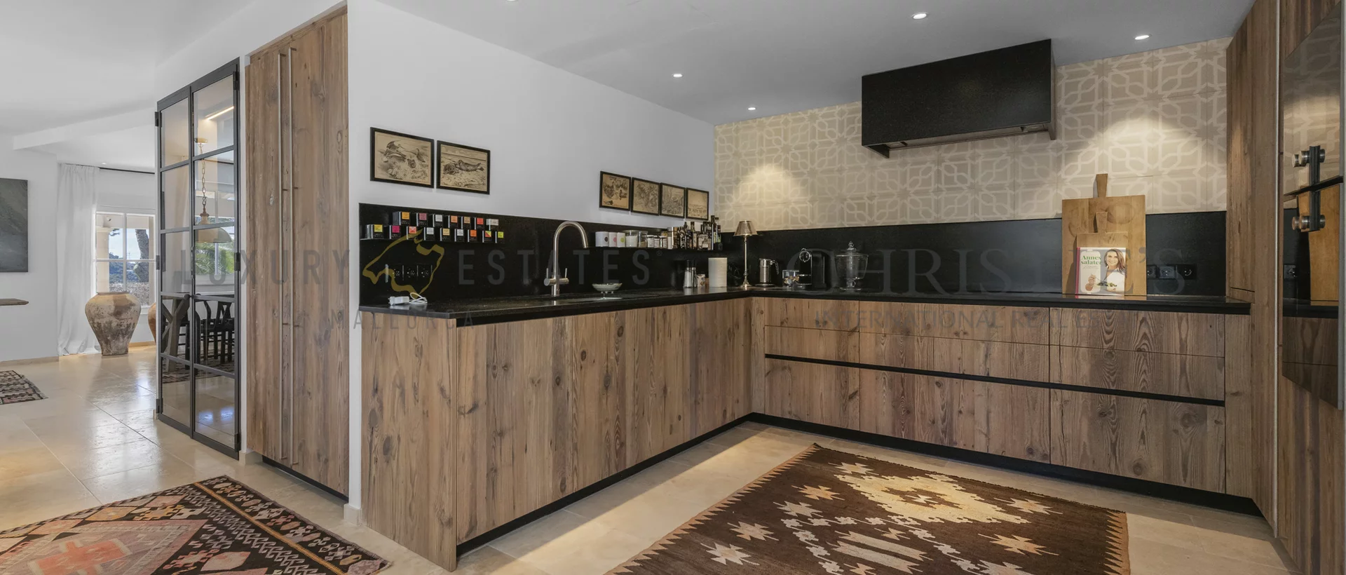 christies_antratx_bali_ (18)