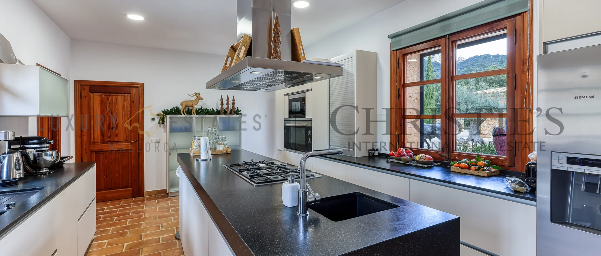 stein finca alaro mallorca 5