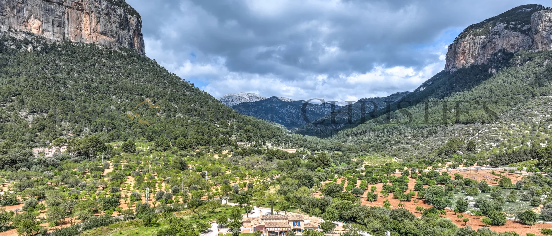 stein finca alaro mallorca 32